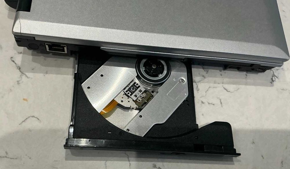 Laptop mini Samsung Q35 - functional,instalat