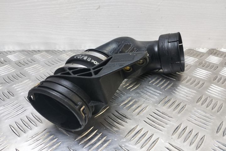 Furtun admisie A2710901437 Mercedes-Benz E-Class W211 seria