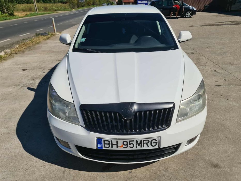 Vând Skoda Octavia
