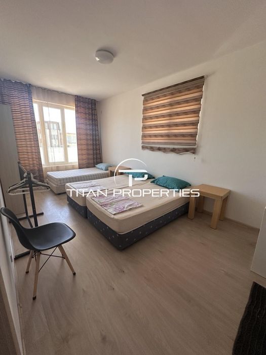 Триетажна Къща с АКТ 15 в гр. Свети Влас.