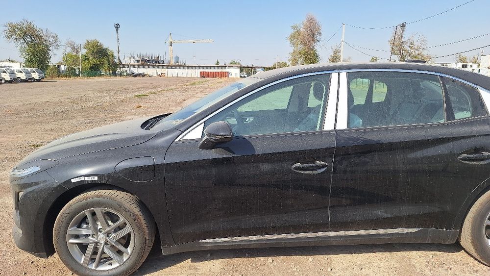 Honghi eqm 5 qora 500 km restayling  sotuga tayyor