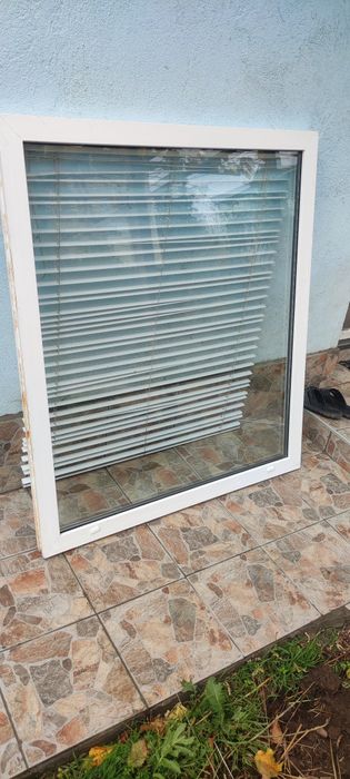 ПВЦ прозорец неотваряем.