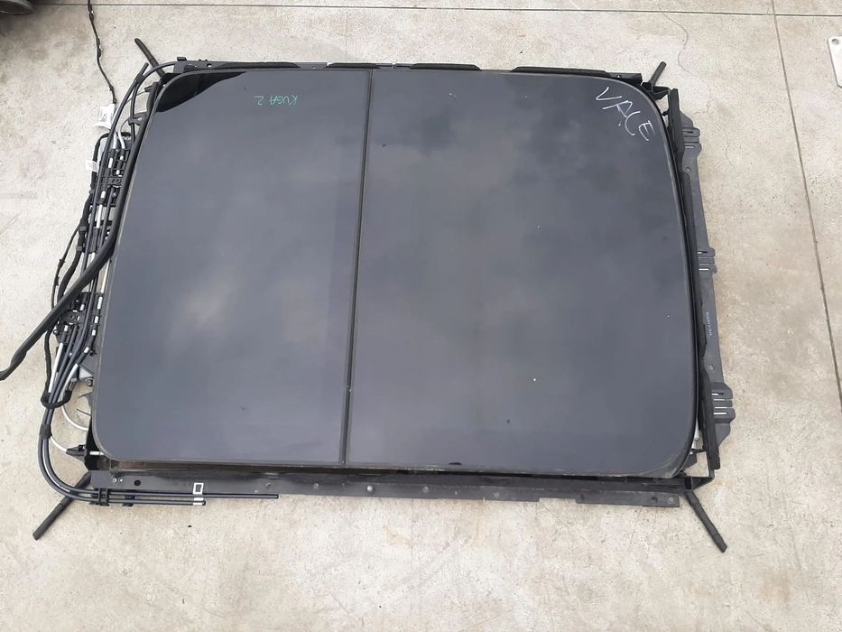 trapa plafon panoramic cu motoras ford kuga 2 dm2