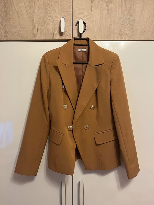 Сако цвят “Camel”
