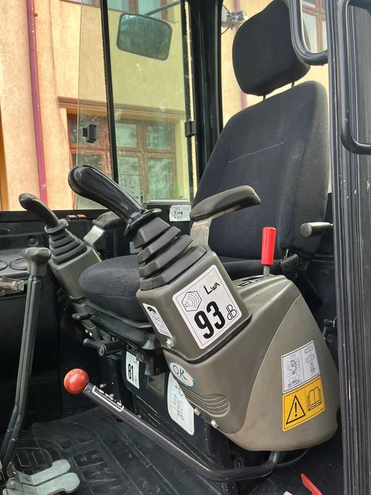 Miniexcavator Yanmar Vio 25-4