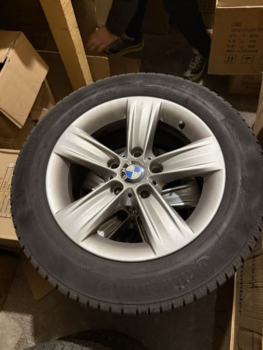 Vand roti Bmw R16 cu anvelope iarna Continental