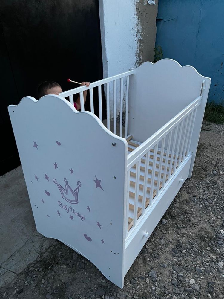 Продам Кровать детскую