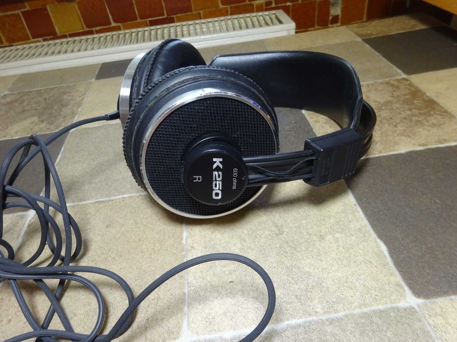 Casti audio vintage AKG K250 600 ohms -anii 80