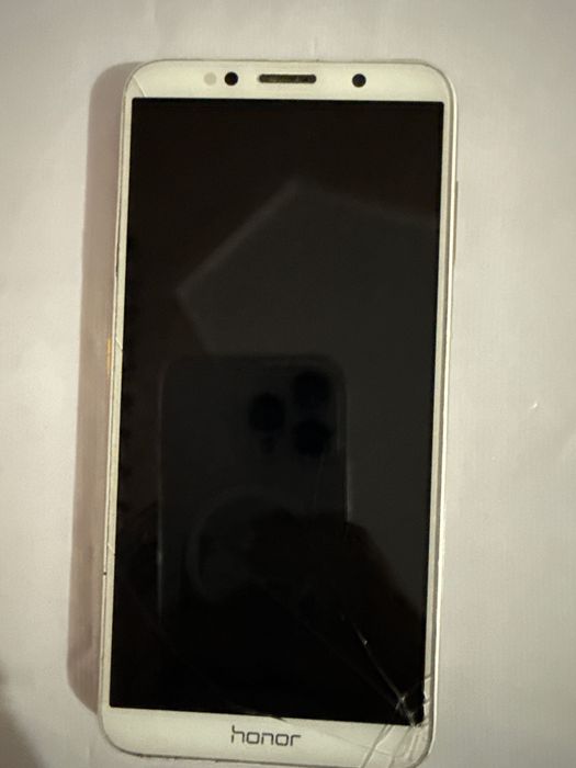 Honor telefoni sotiladi