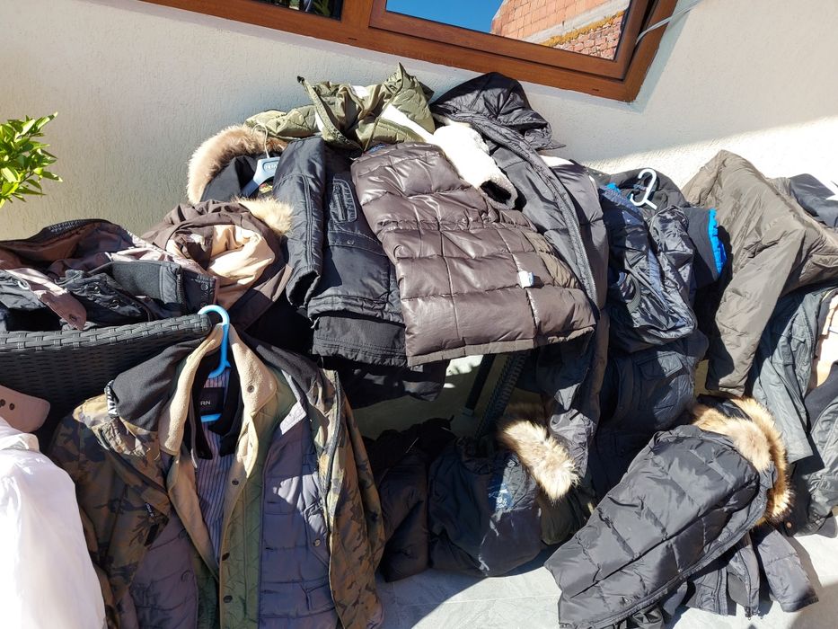 Vand Geci bărbați diverse firme (60 bucăți)