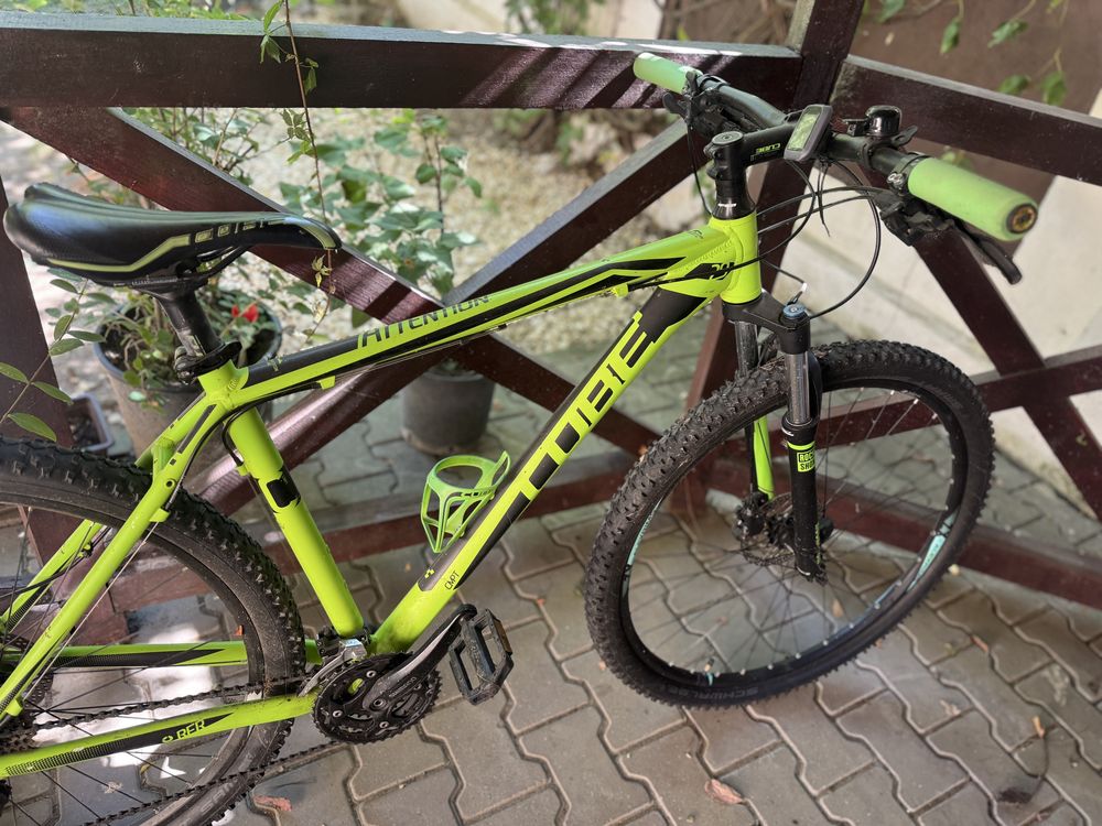 Cube Attention cadru L, roti 29”