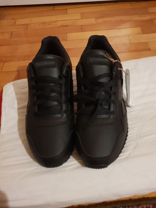 Маратонки Reebok, чисто нови, 44 номер.