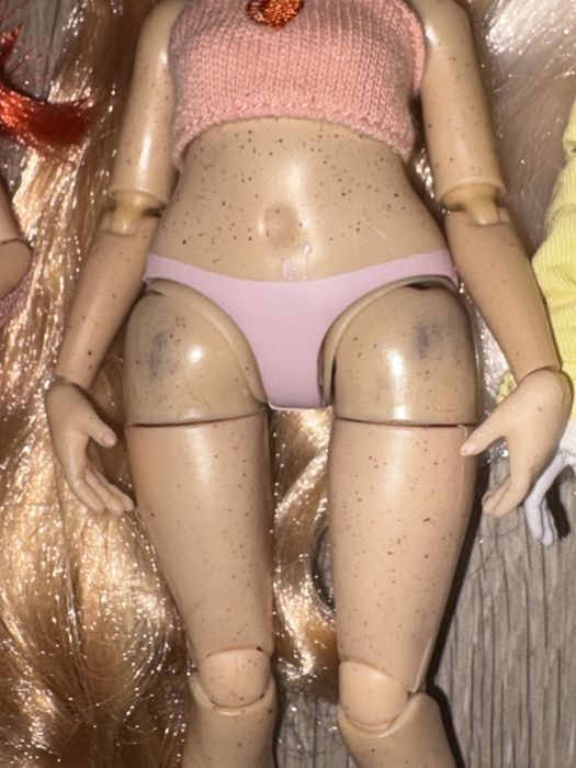 Vand sau schimb 3 papusi rainbow high si shadow high