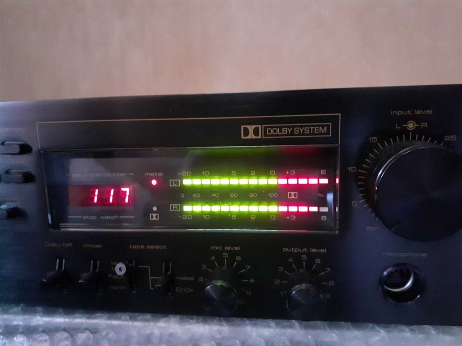 Дек Топ модел SABA CD-360 -Перфектен като нов. ПРОМОЦИЯ.