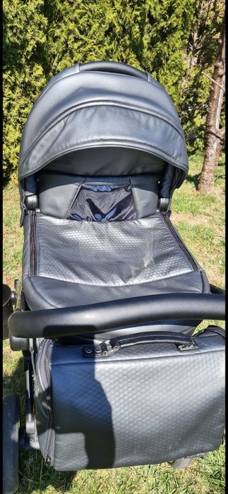 Бебешка количка Junama