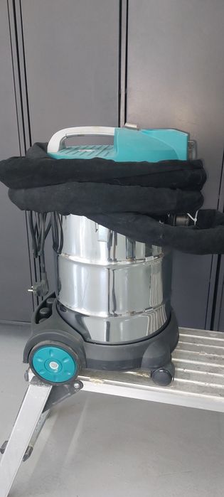 Пылесос профессиональный