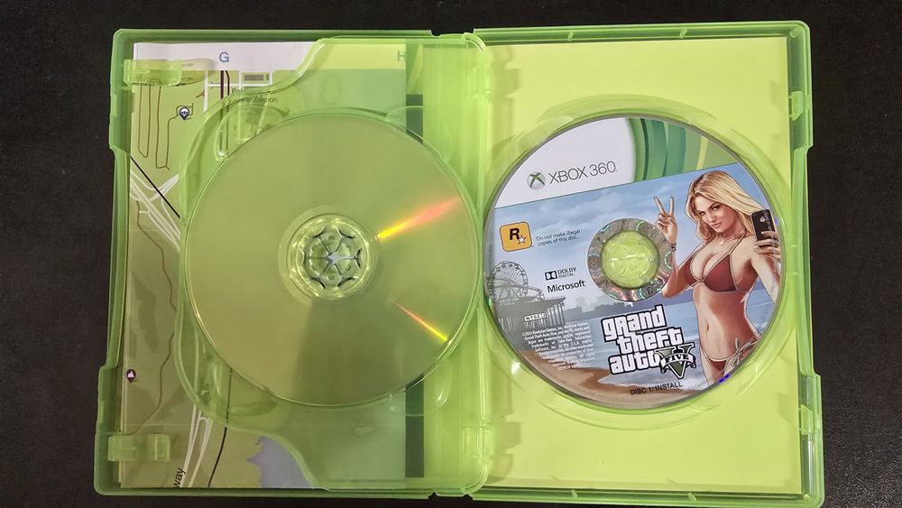 GTA 5 - Xbox 360 - 2 discuri plus harta