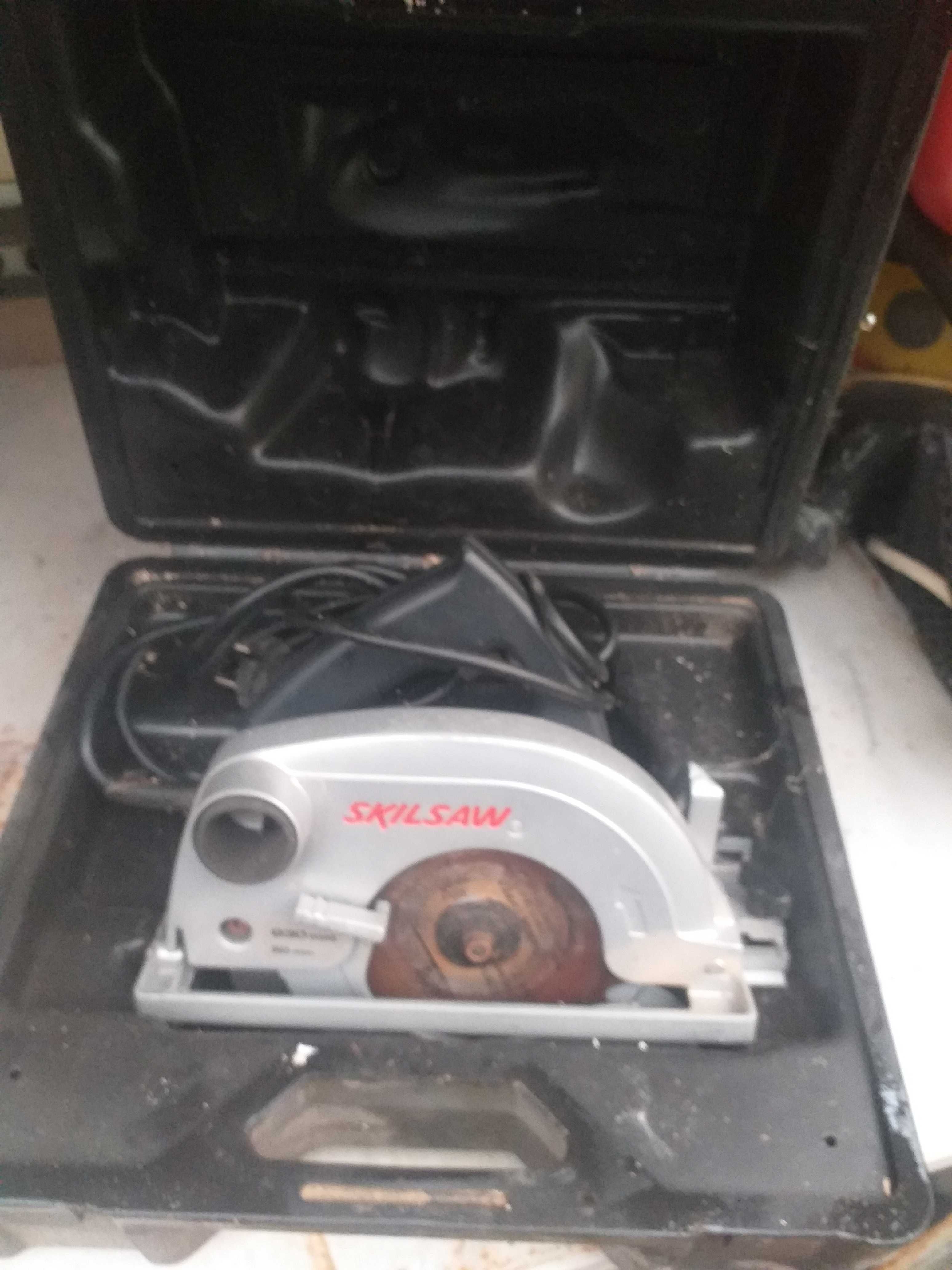 Circular Skilsaw de mana Bosch nou