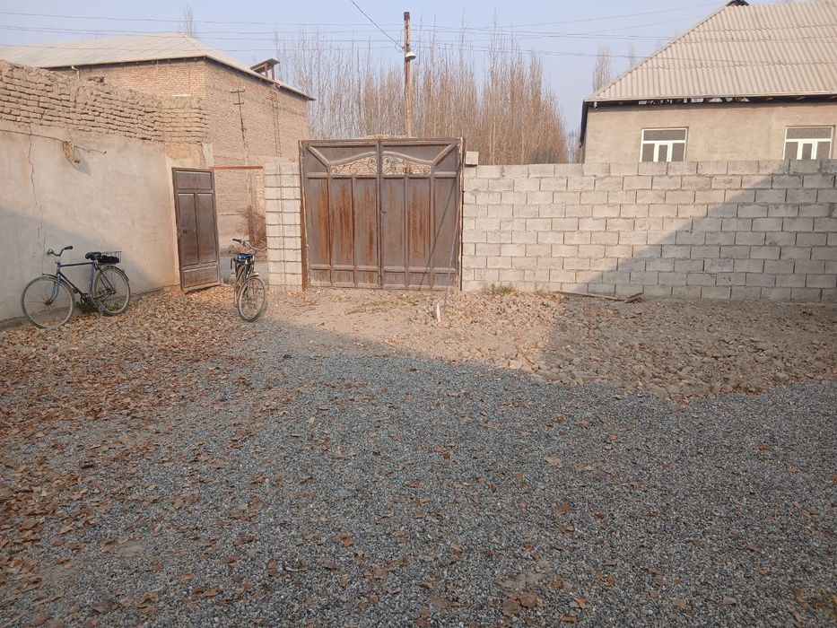 Ховли Уй сотилади