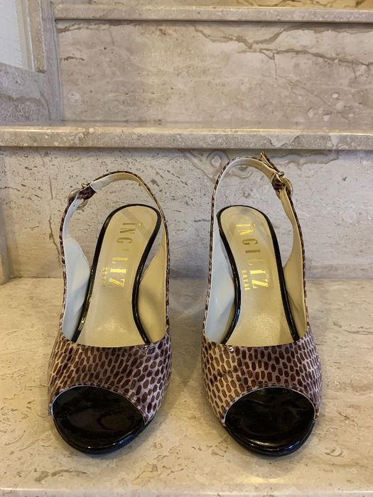 Сандали на висок ток от естествена кожа