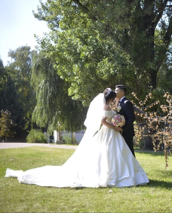 Продам свадебное платье