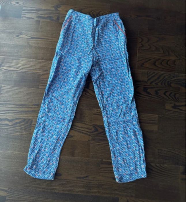 Pantaloni colorați LC Waikiki – vârsta 9 ani (128–134 cm)