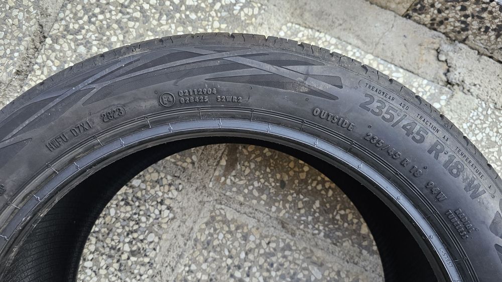 Гуми Continental Eco Contact 6 235x45x18