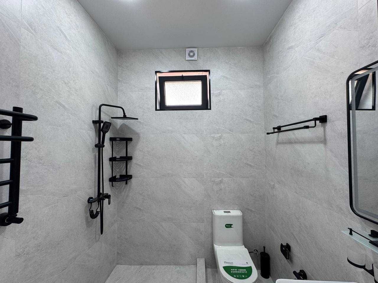 Коттедж Мирзо Улугбеский район, (Алишеробод)  1 сотка, 130 кв.