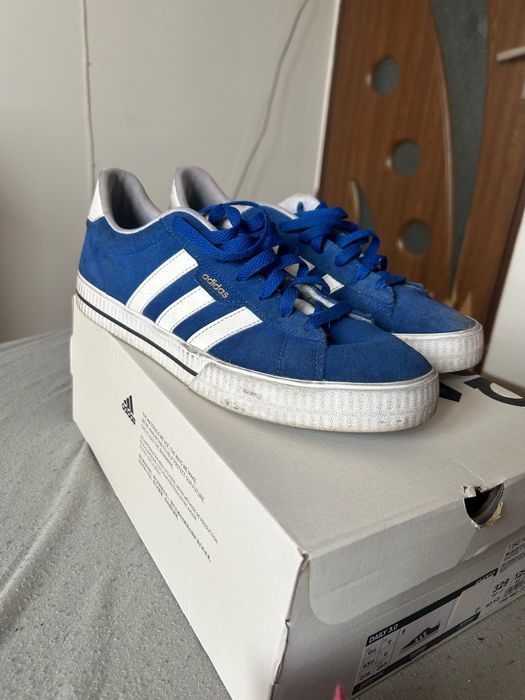 Adidas skateboard cu cutie mărime 43