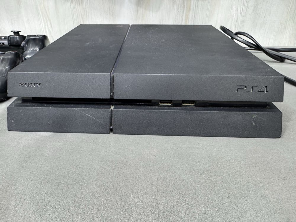 Sony Playstation 4 Slim