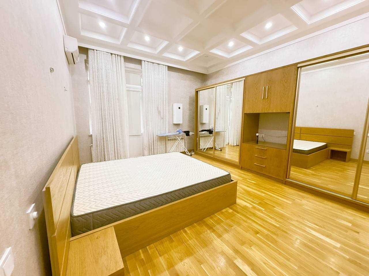 ОТ СОБСТВЕННИКА продаётся свежая Габус 3-х 140м, ЛОФТ на С. Азимова ц1