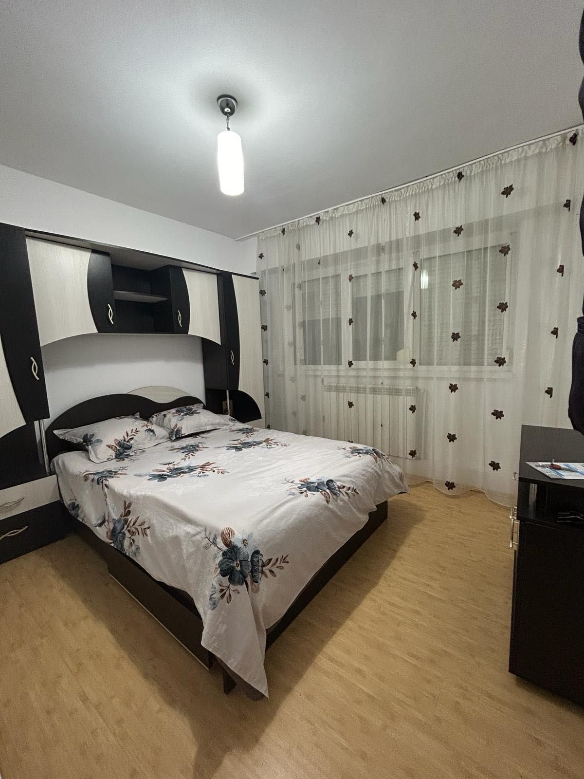 Inchiriez apartament lângă Scoala 33 VIDIN