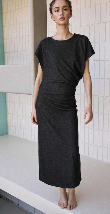 Zara рокля с драперия размер С
