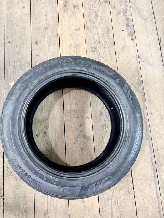 Kumho crugen 235/55R19