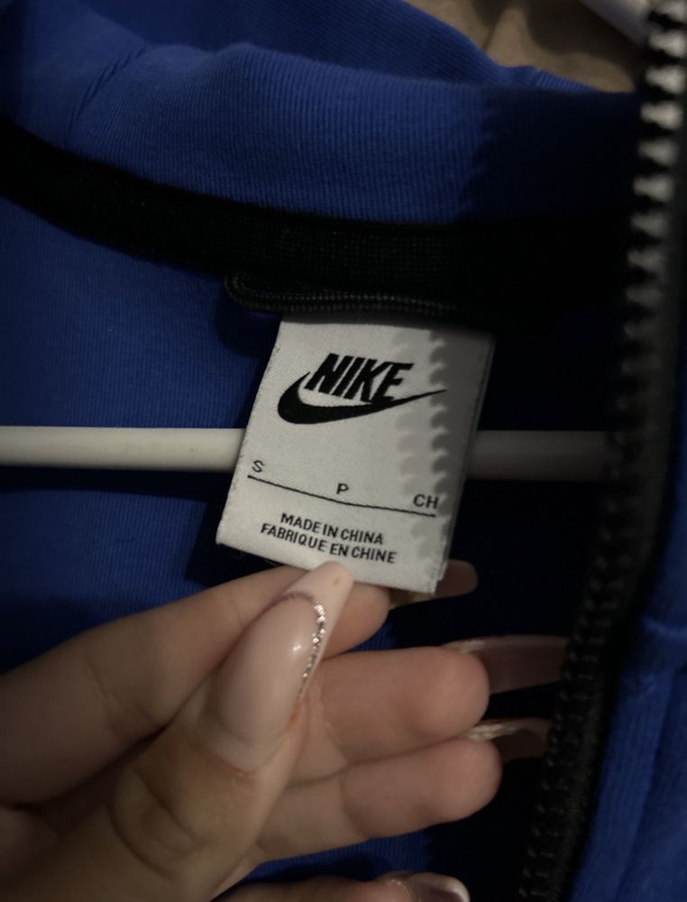 син nike tech, s размер