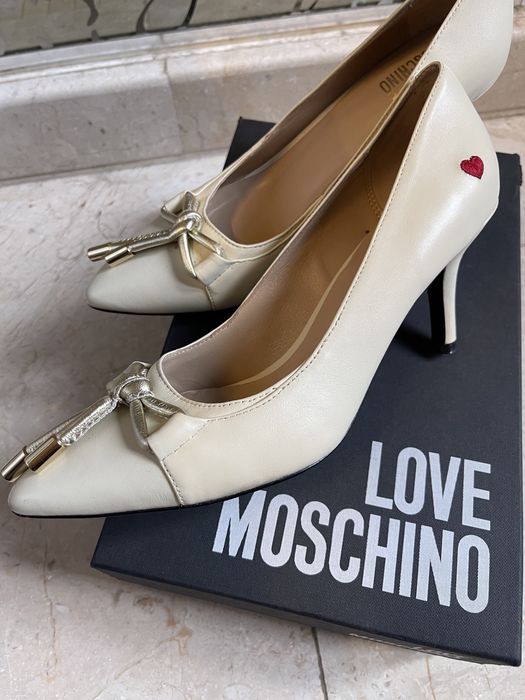 Pantofi Moschino