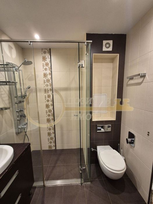 4-стаен в София-Борово площ 145 цена 1200