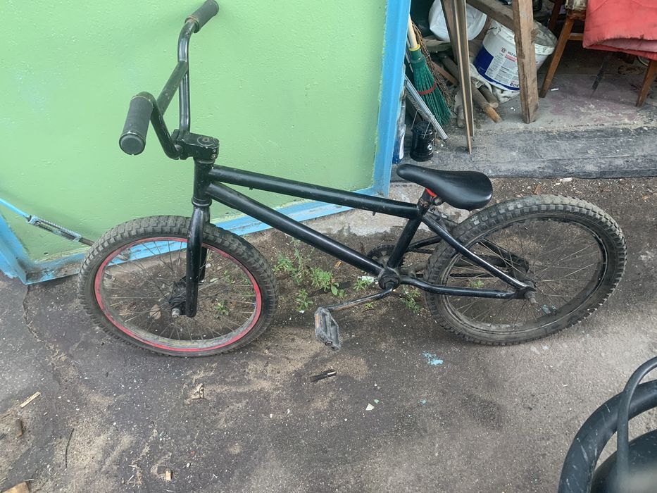 Продам bmx в нормальном состоянии
