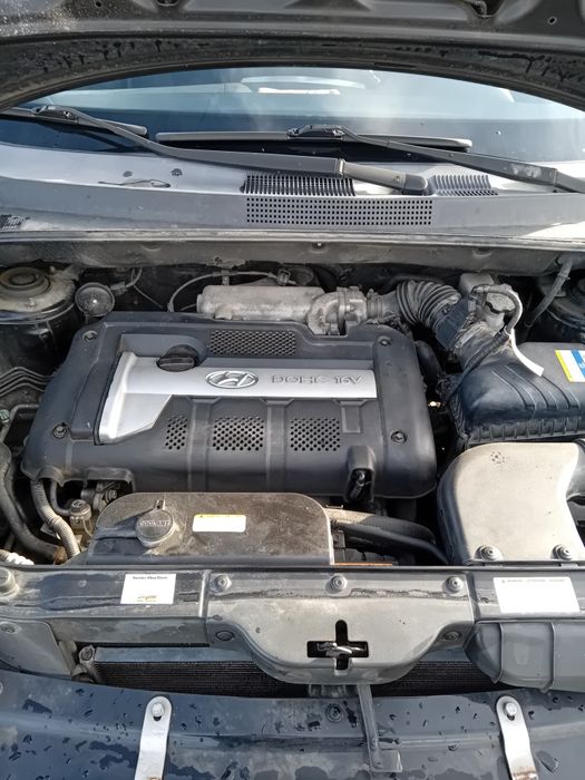 De vânzare hiunday tucson motor 2l benzină an 2007