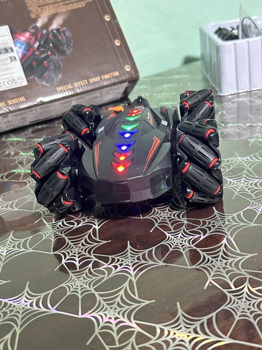 Masinuta telecomanda si gesturi