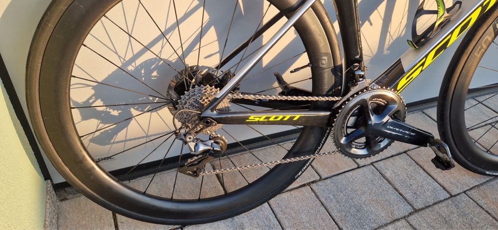 Scott foil rc disc Dura-Ace 2x11-M-carbon aero ,7.4 kg primul propriet