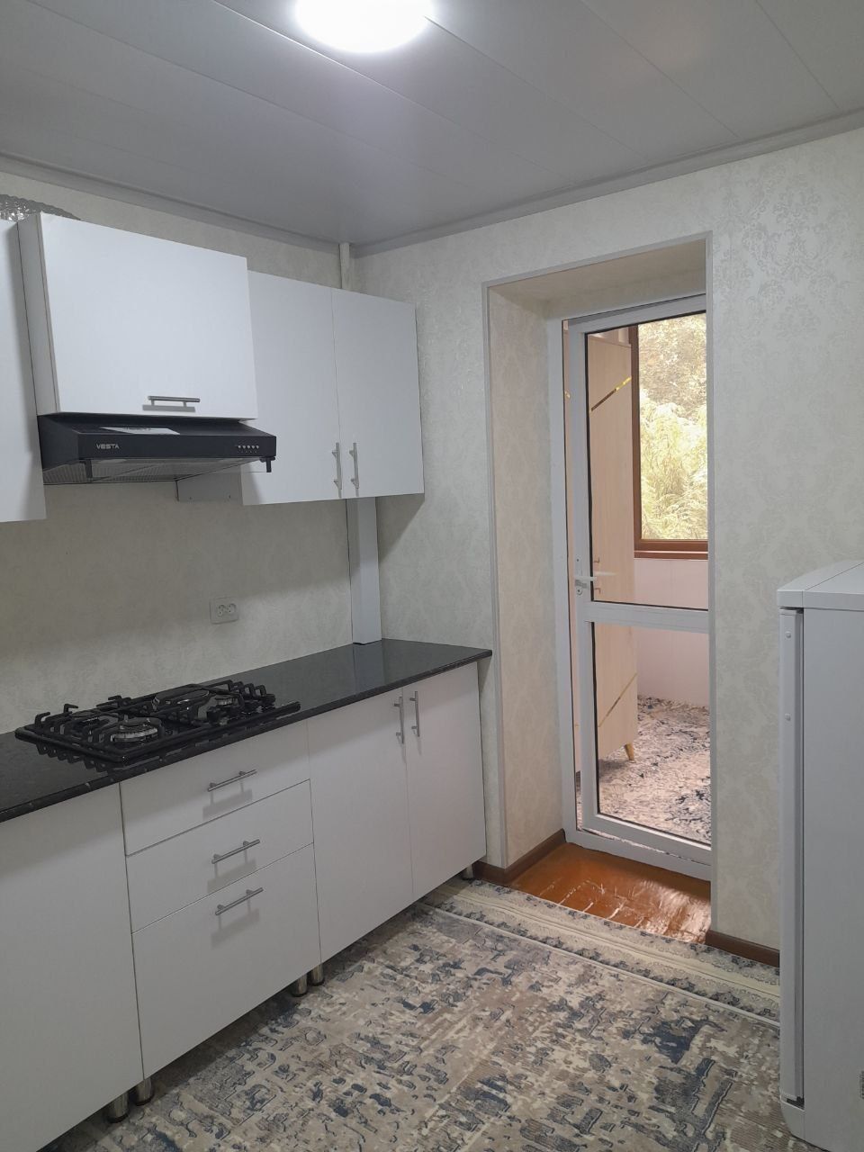 Самарканд шахар Рудакий кучасида 1хона 2хона килинган хамма шароитларг