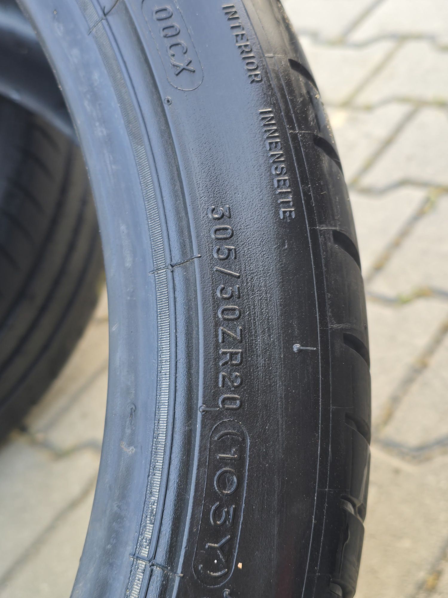 305 30 20 Michelin