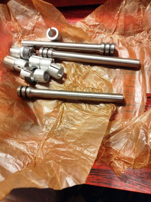 Штоки, втулкидля строительного пистолета.