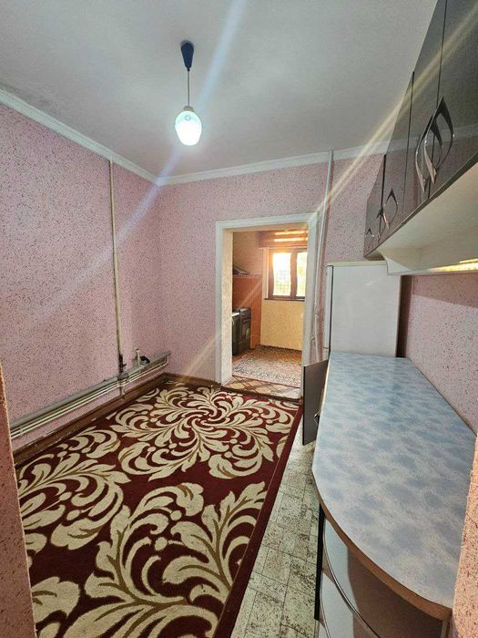 Самарканд шахрида 3 хонали, 4-қаватда жойлашган квартира сотилади