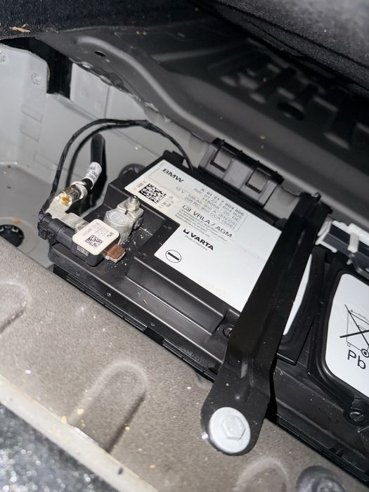 Baterie BMW Originala AGM 105ah 950a