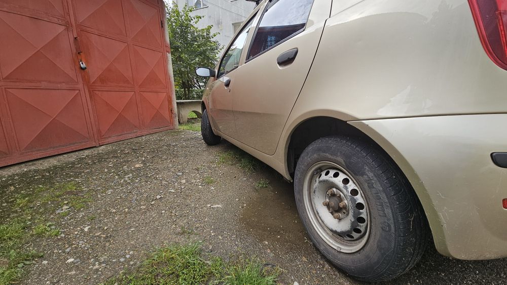 Vând Fiat Punto Classic 1.2  8v