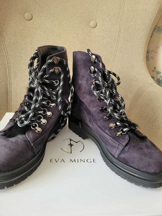 Botine cu șireturi din piele intoarsa. Eva Minge, mărimea 36, Noi