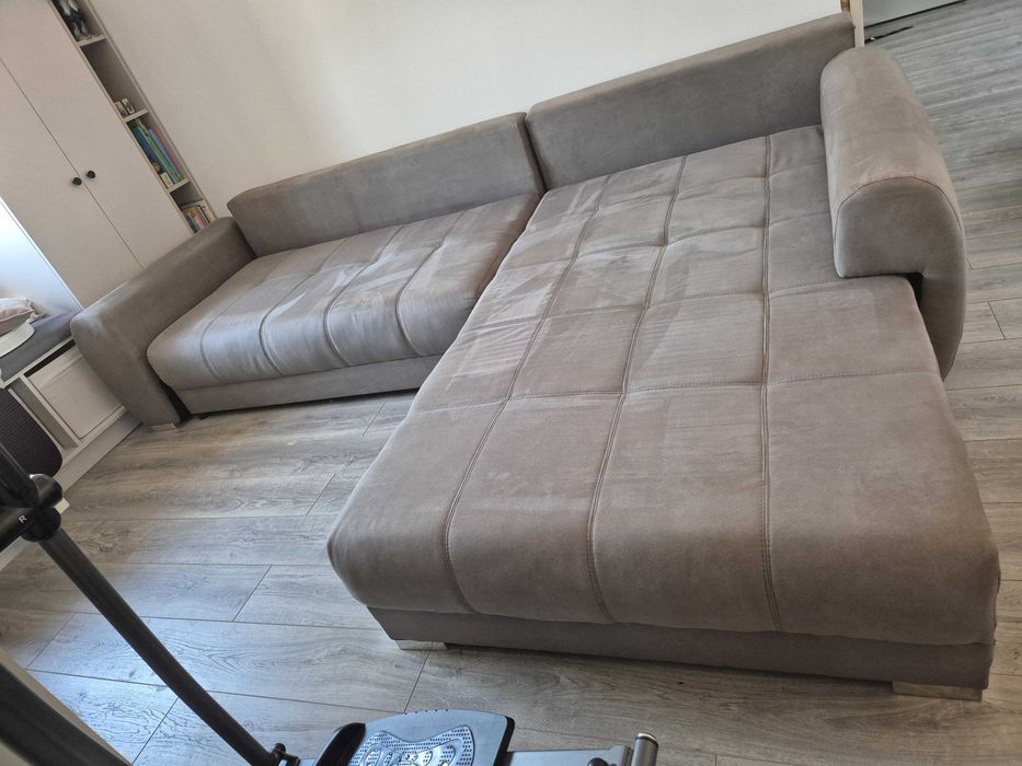 Coltar extensibil cu spatiu de depozitare