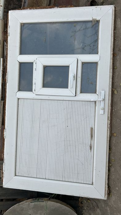 Пластик есик окошкасымен